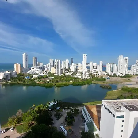 Apartamento Vista Al Mar Y Piso 20 *